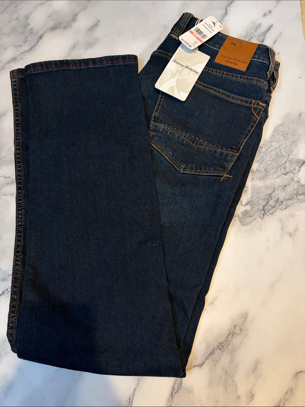 NEW Tommy Bahama Jean. Sand drifter. 28 x 32. Vintage dark wash.